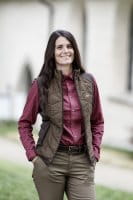 Blaser Sergia Strech Bluse Damen Braun/Rot Portrait outdoor weste