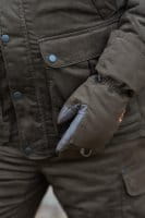 Blaser Marlon Suede F&auml;ustlinge ganz angezogen links