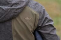 Blaser Vintage Wing Jacke Herren oliv/schwarz Schulterlogo hinten