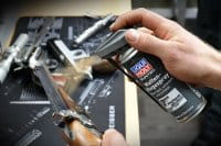 LIQUI MOLY GUNTEC Waffenpflegespray Anwendung 8