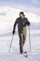 Pinewood Windy Strickm&uuml;tze Schwarz Anwendung 2