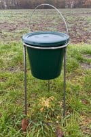 Fasan- und Rebhuhnfütterung in Gebrauch